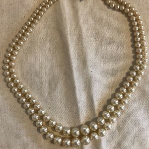 Vintage 15.5"double strand pearl cocker